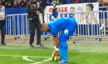 判断力决定高度（凭判断力抵达高度）