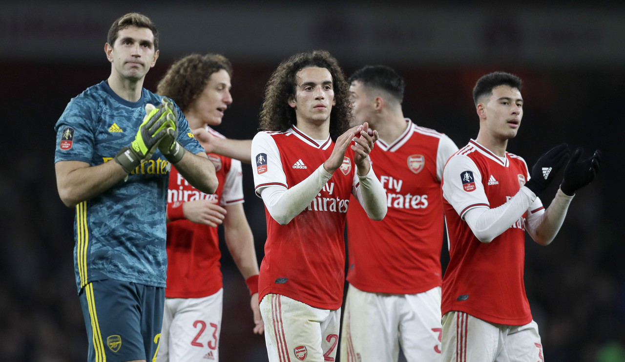 卡尔接班梅西？拜仁总监：梅西是能想到的最夸张的比较对象！（卡尔是梅西接班人？拜仁总监：与梅西相提并论太夸张）