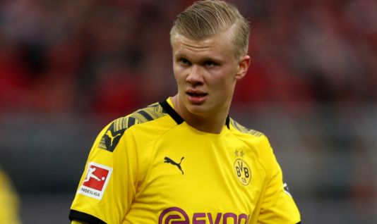 字母哥复出半场砍两双，雄鹿12记三分，半场1分领先（字母哥复出半场两双，雄鹿外线轰进12记三分，半场仅领先1分）