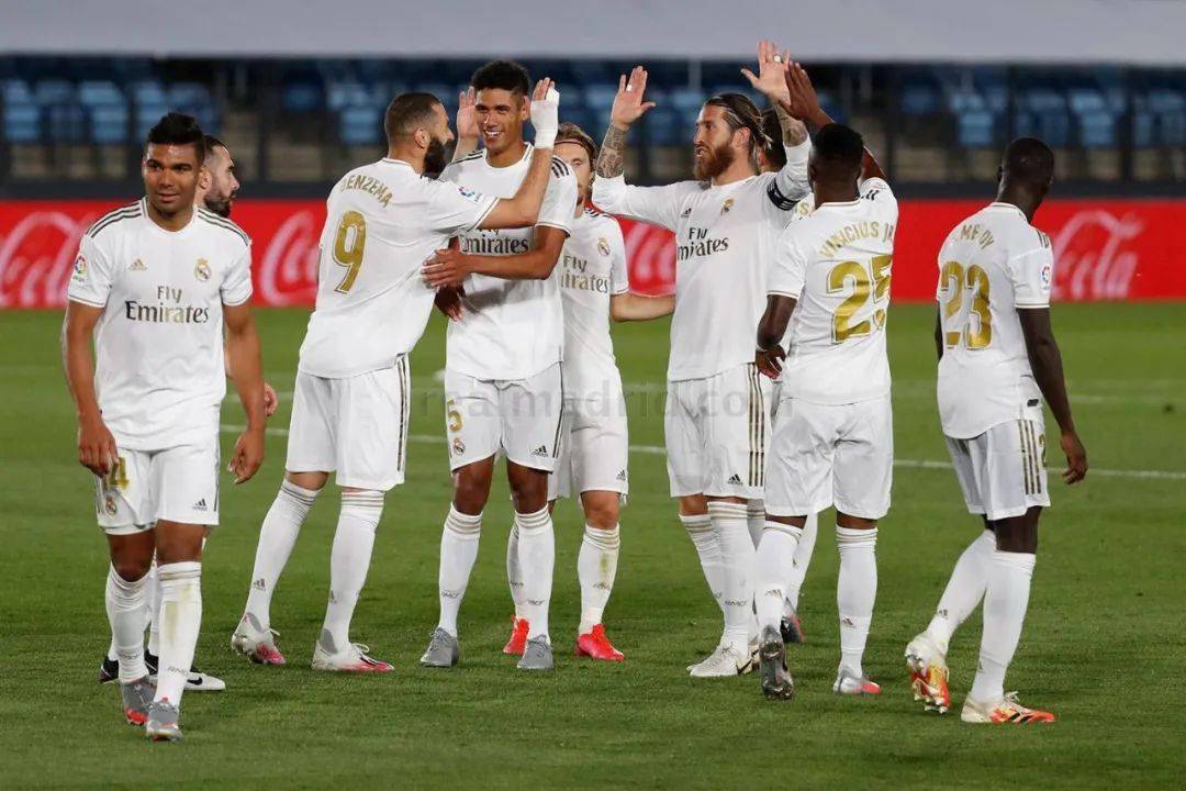 足球鞋钉类型全解析