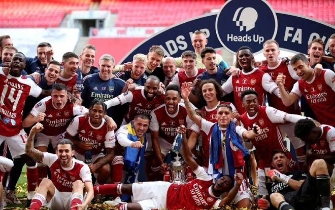 小蜘蛛：如果多进几球，终场阶段本可以踢得不那么惊险（小蜘蛛：若能再进几球，收官阶段就不至于如此惊险）