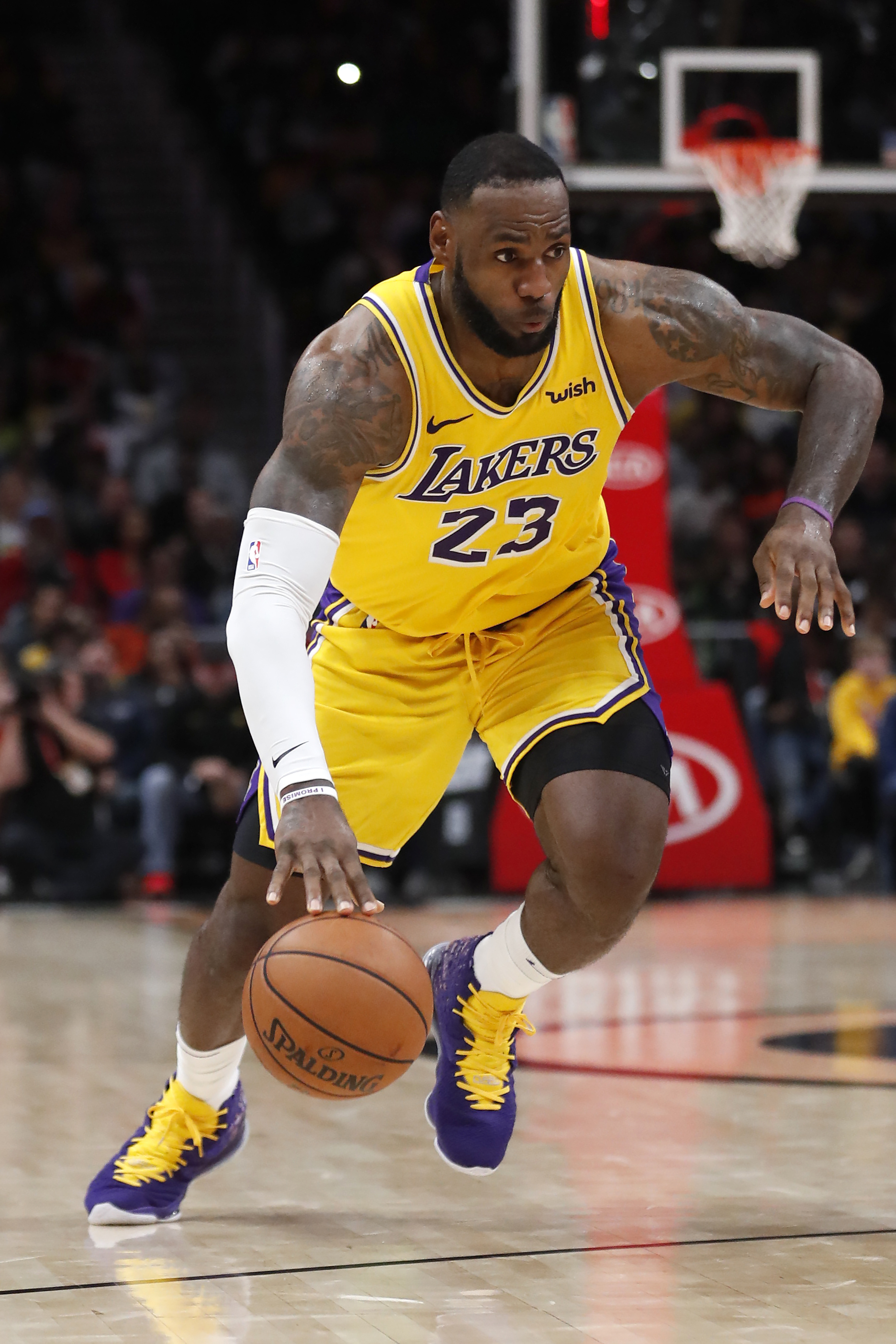 孔帕尼：替补球员的上场以及我们的身体对抗能力帮助我们取胜（孔帕尼：替补出场与身体对抗优势助我们取胜）