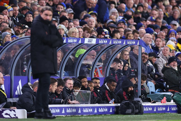 深陷交易流言！蒙克半场5中0后下半场被DNP，全场0分（交易传闻缠身！蒙克上半场5投全失，下半场未登场，最终0分）