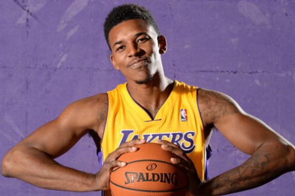 他们是知名体操伉俪，退役后一起移居美国，如今却在美国官司缠身（体操界知名夫妻档退役后携手移居美国，如今在美深陷诉讼风波）