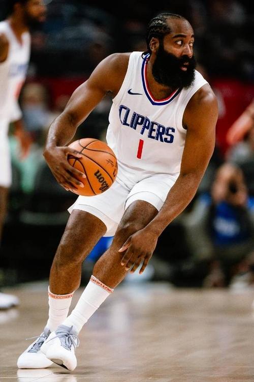 篮球火箭队长发声：我们不会停止前进（火箭队长表态：我们会一路向前）