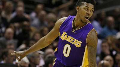 媒体人：邓涵文与云南玉昆更接近，重庆和铁人也有想法（知情人士称邓涵文更接近云南玉昆，重庆与铁人亦有意）