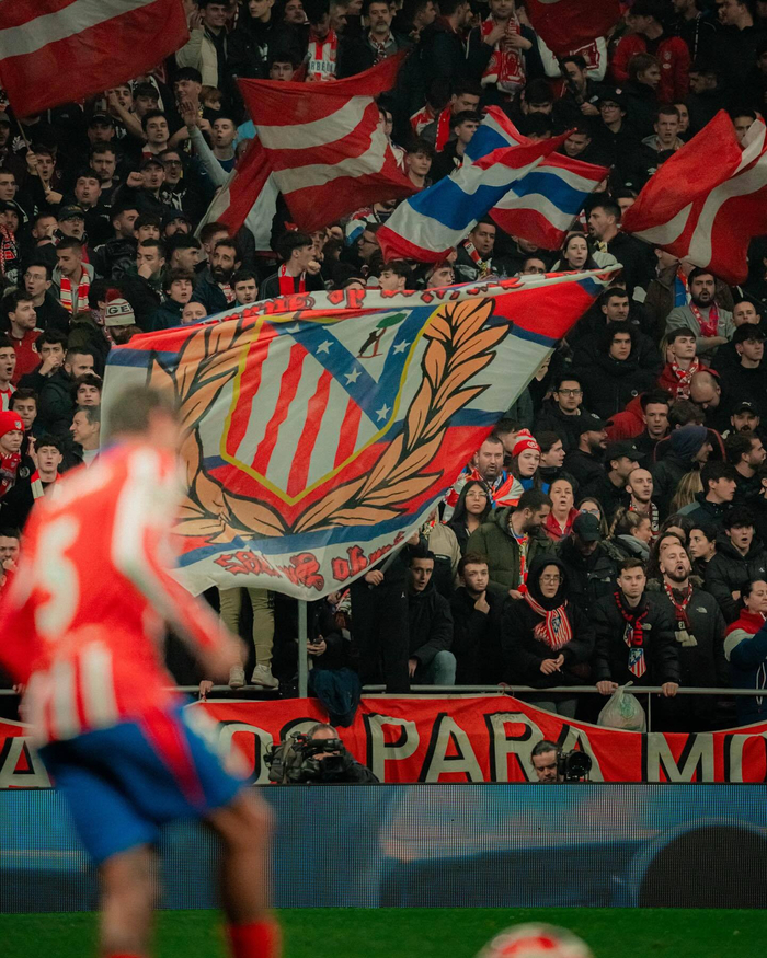 自2024年10月以来，迈尼昂首次在俱乐部赛事扑出点球（迈尼昂在俱乐部赛场完成自2024年10月以来的首次扑点）